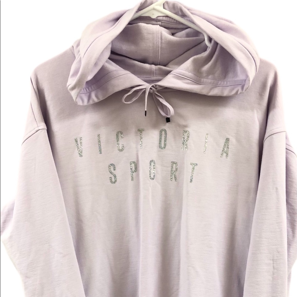 Women’s Long Sleeved Hoodie